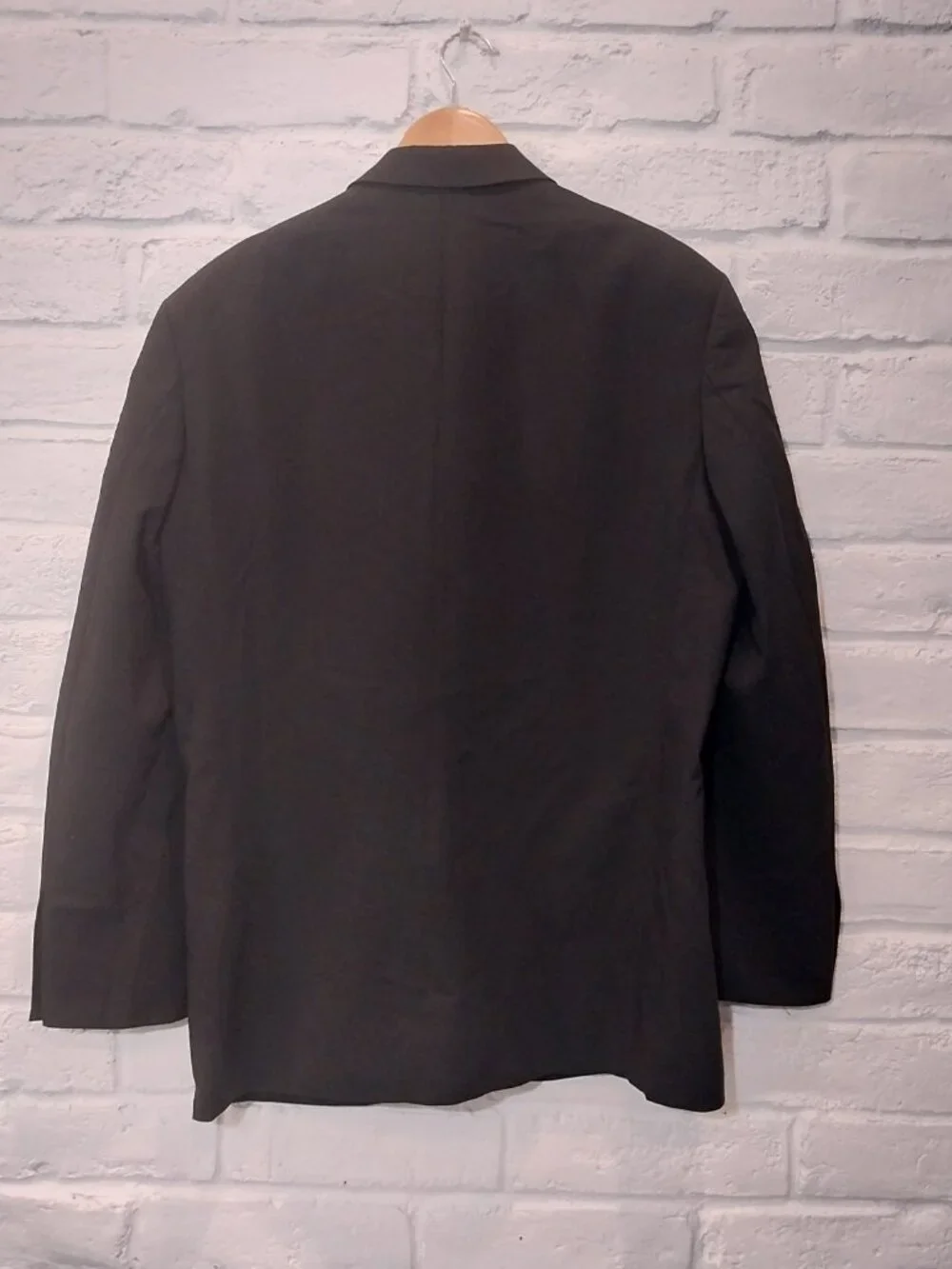 Vintage Hugo Boss Sport Coat 44R Solid Black 100% Virgin Wool Blazer Made in USA
